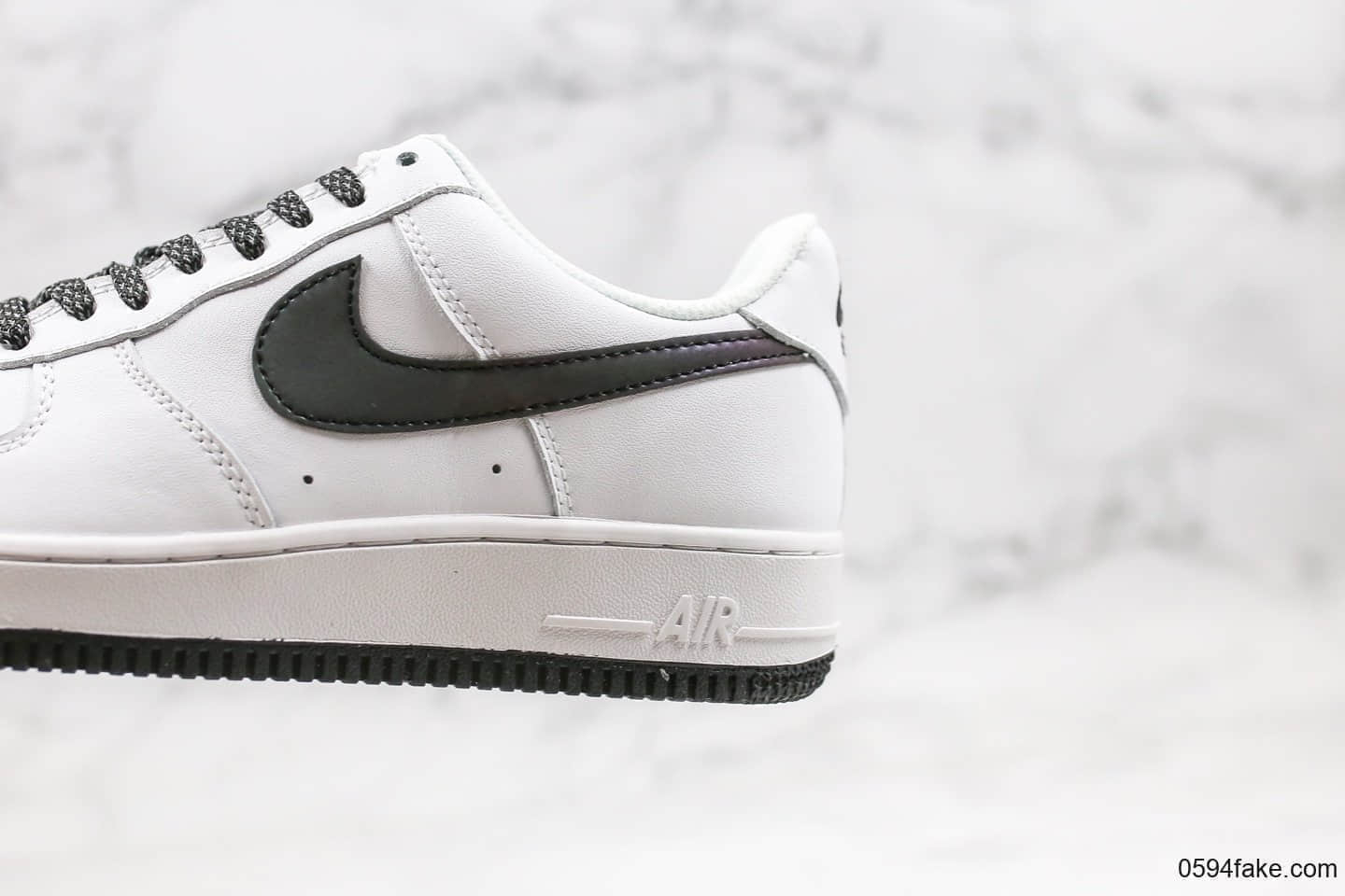首页 耐克/nike air force 1系列耐克空军一号变色龙白黑色黑暗天使