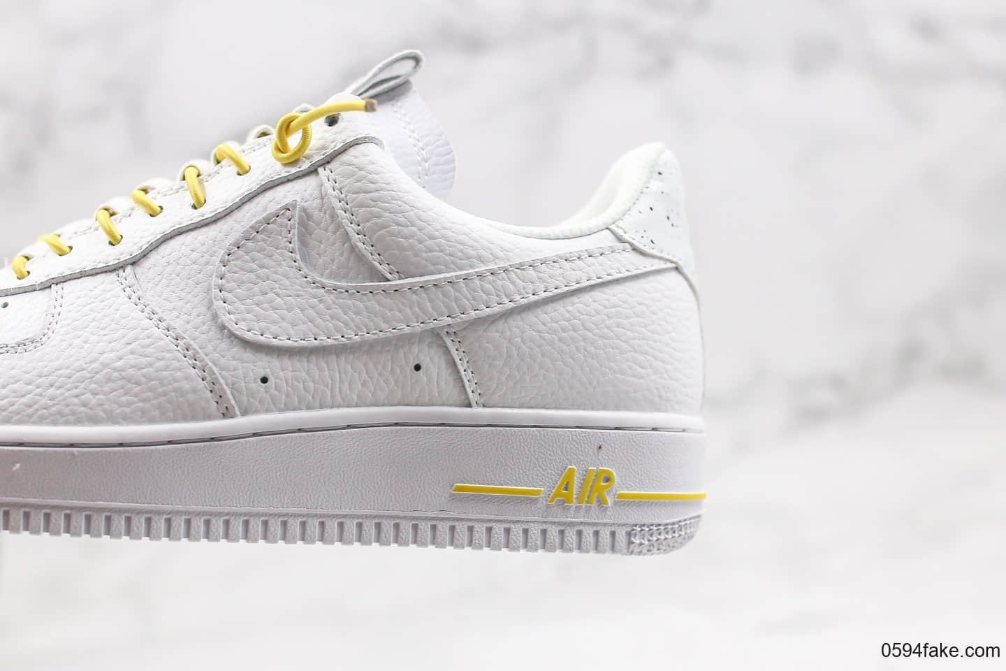 莆田鞋首页 air force1系列 > 耐克nike air force 1 lux"white" wmns