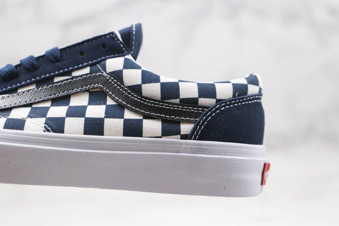 万斯vans style 36棋盘格子藏蓝色原楦头纸板打造