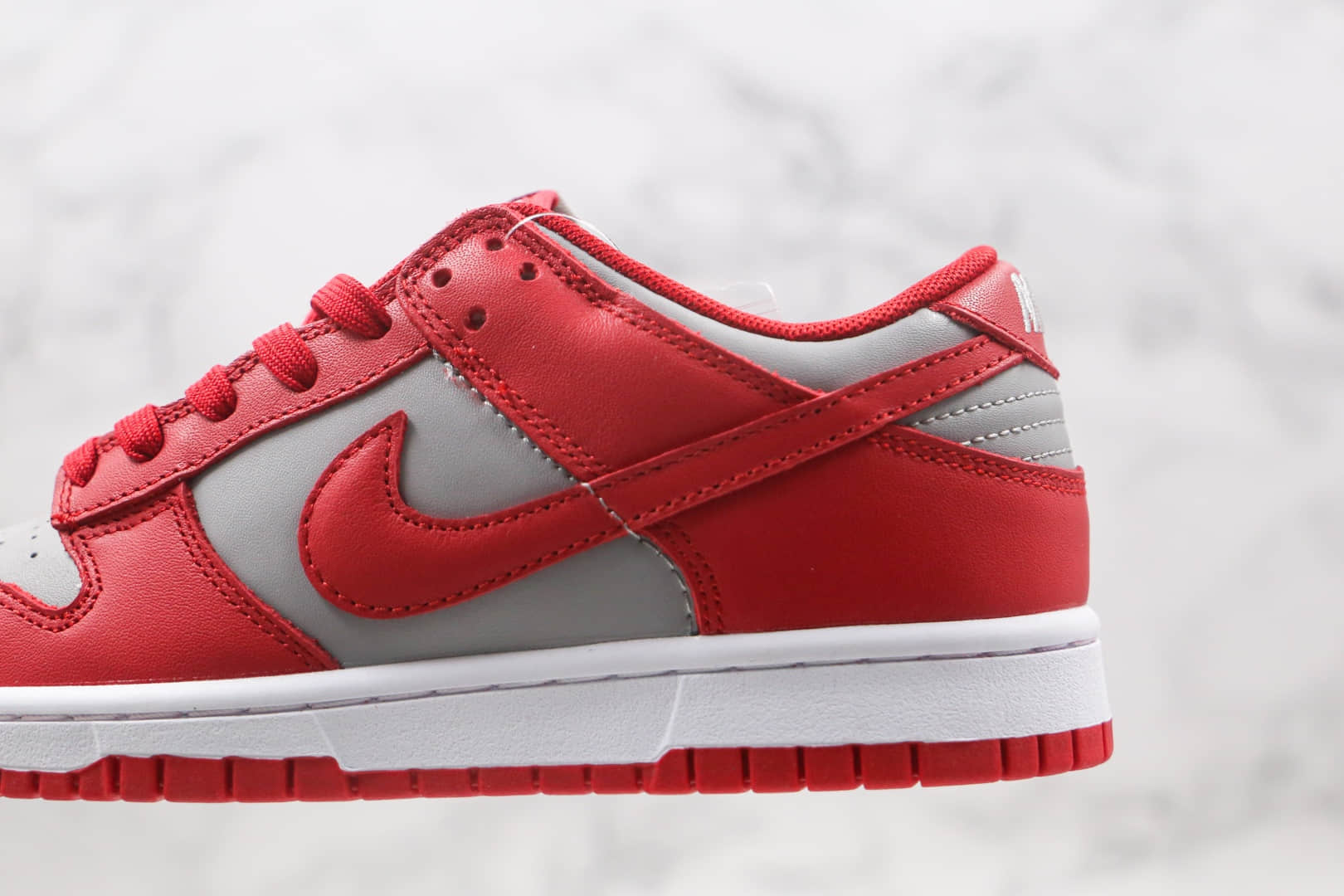 耐克nike sb dunk low纯原版本低帮sb dunk灰红色板鞋内置气垫原盒原
