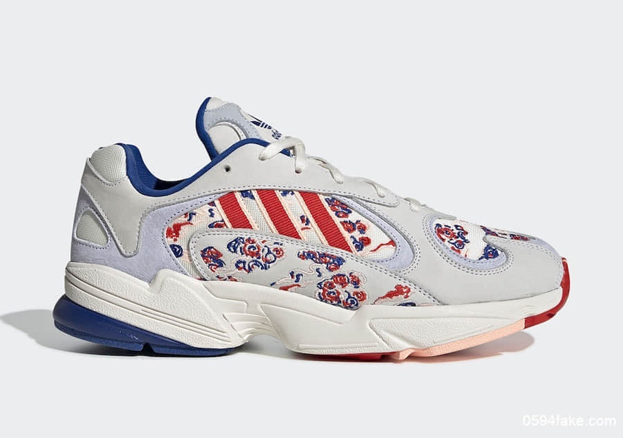 脚踏祥云来见你！你的意中人其实是这双Adidas Yung-1！货号：EE7087