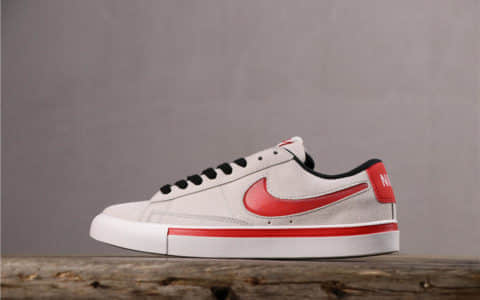 Nike Blazer Low 耐克开拓者灰红果冻勾真标带半码翻毛皮低帮板鞋 货号：371760-804