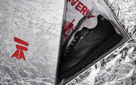 Overkill x Reebok Classic Leather“Döner”将于7月27日发布！锡箔纸鞋盒+烤肉包装纸！光外包装它就赢了！
