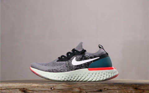 Nike Epic React Flyknit耐克瑞亚灰白绿真标带巴拿马 新科技缓震超轻量回弹慢跑鞋 货号：AQ0070-010