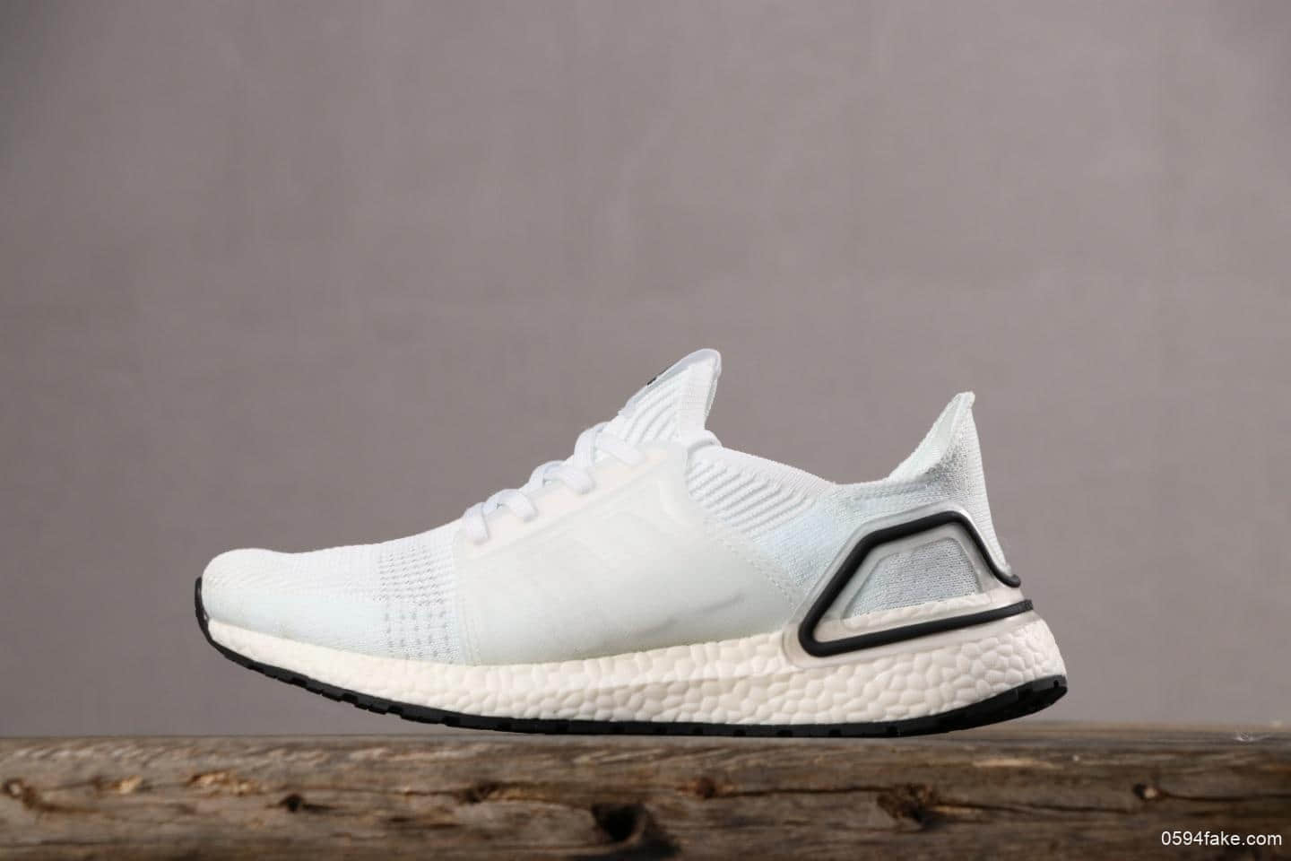 Adidas Ultra Boost 19W UB19