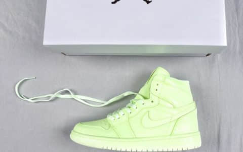 Wmns Air Jordan 1 Ret Hi Prem乔丹一代公司级3M反光柠檬荧光绿AJ1满天星 货号：AH7389-700