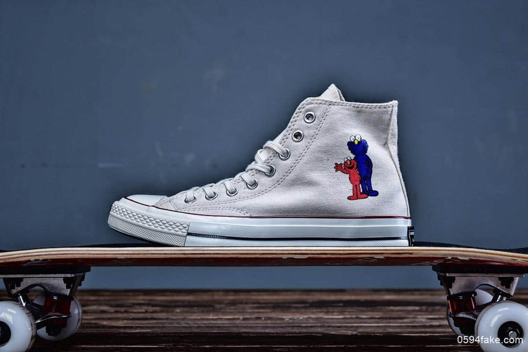 匡威联名款Sesame Street x Converse Chuck Taylor All Star 1970 HI复古三星标高帮运动硫化板鞋 货号：162053C