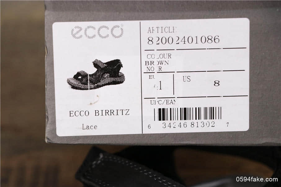 ECCO爱步沙滩鞋运动凉鞋黑色真标带半码进口头层小牛皮顶级TPU组合 货号：82002401086