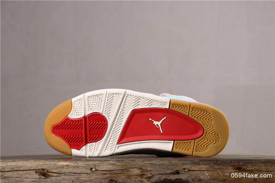 乔丹联名款Levi’s x Air Jordan 4 Retor NRG AJ4纯原高品质AJ4七彩牛仔系列实战篮球鞋 货号：AO2571-102