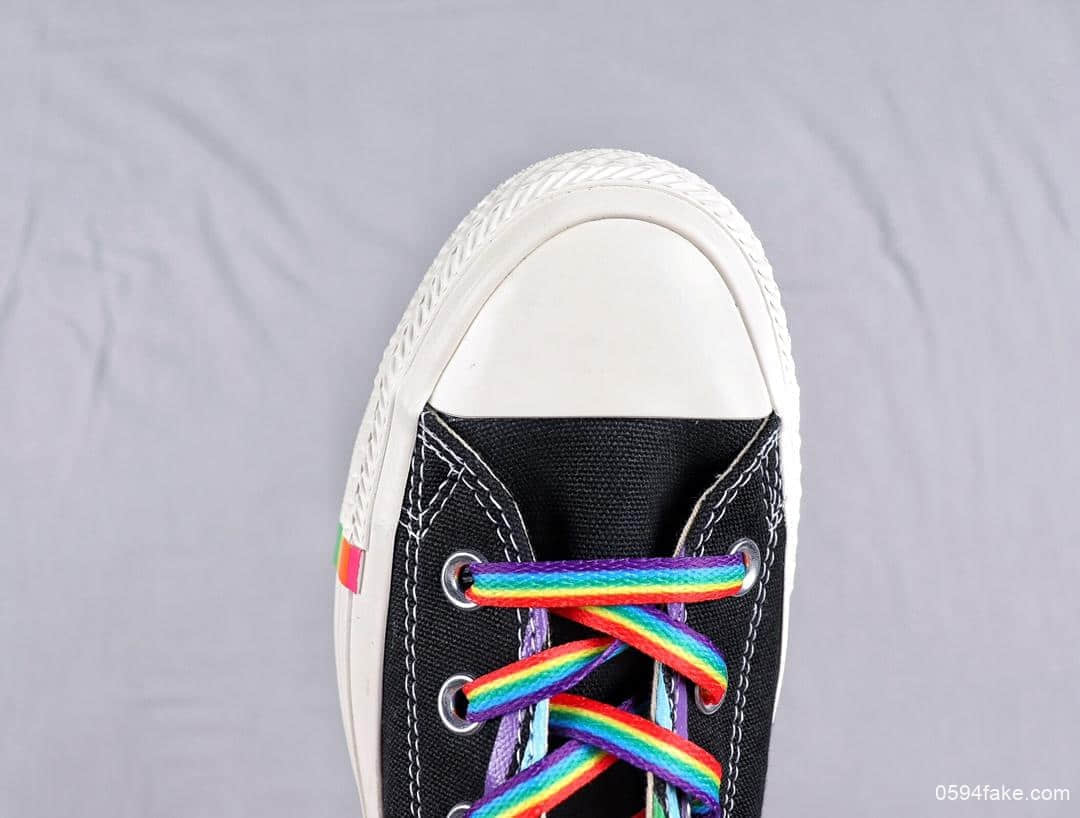 匡威Converse Chuck Taylor pride主题月彩虹底黑面帆布鞋真标高品质硫化蓝底 货号：165719C