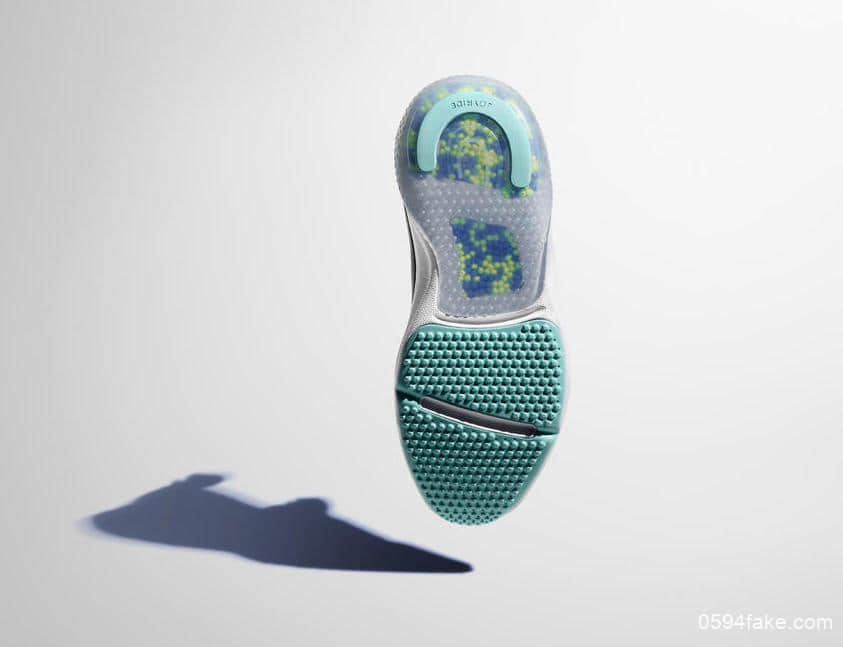 专为青少年设计!Nike Joyride Kids Nova预计将于8月15日发布感兴趣的家长们可以留意一下哦！