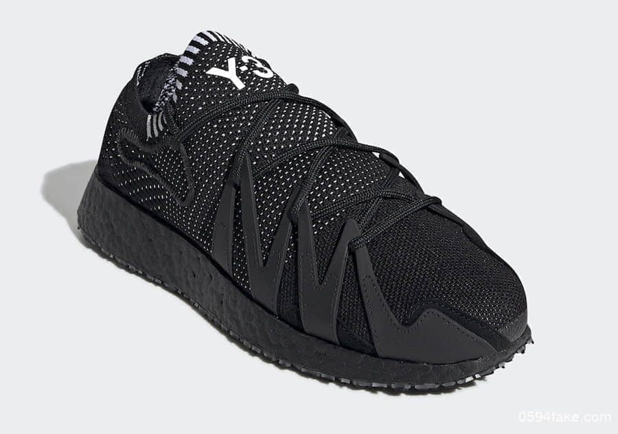 Adidas Y-3 Raito Racer时尚的袜子鞋是你的菜吗？ 货号：EF2562