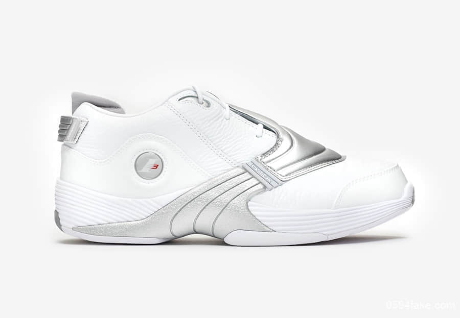 锐步全新配色篮球鞋Reebok Answer V现已发售小伙伴们有没有收入囊中呢！ 货号：DV6959