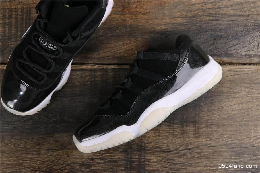 乔丹Air Jordan 11 Low Barons AJ11乔11低帮黑银纯原虎扑版本原装真碳纤维纯头层乔丹实战篮球鞋 货号：528895-010