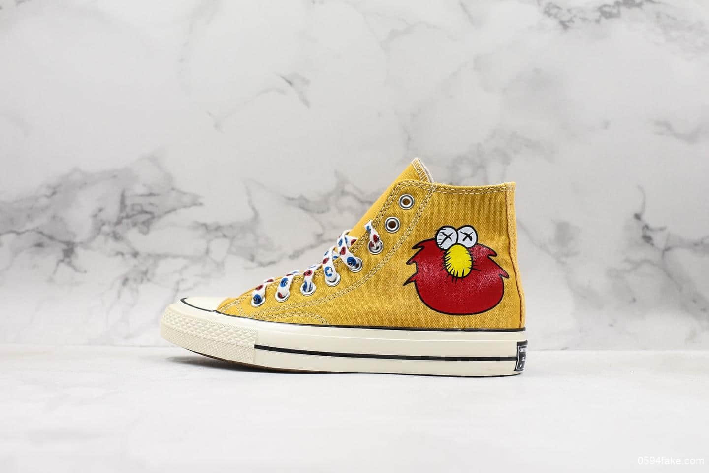 匡威Sesame Street x Converse Chuck Taylor All Star 1970 HI芝麻街联名十周年鞋限定手绘涂鸦高帮帆布鞋 货号：162054C