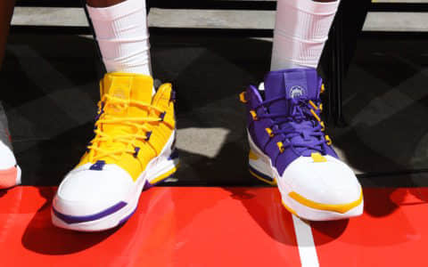 Nike Zoom LeBron 3 “Lakers” 洛杉矶湖人队全新鸳鸯配色詹姆斯上脚吸睛必备
