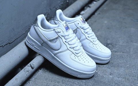 Nike Air Force 1 Low Y2K “4WhiteIRIDESCENT”炫彩镭射 耐克空军一号真标头层皮质 货号：AT6147-100