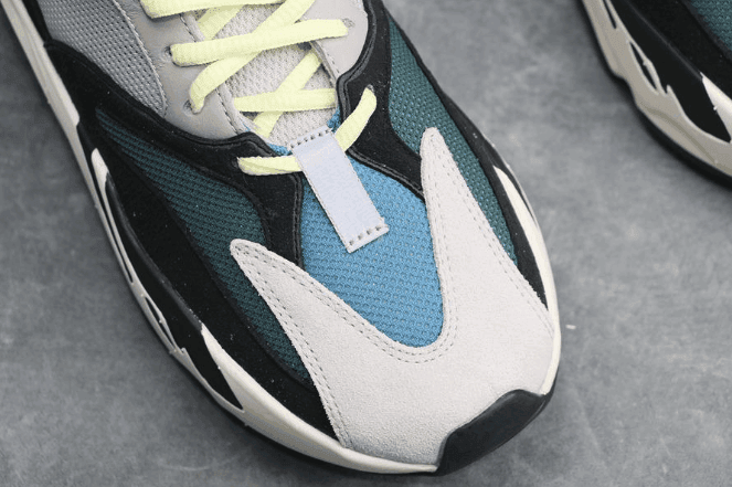 Adidas Yeezy 700 Boost Inertia初代 阿迪达斯公司级侃爷同款椰子700原鞋开模 货号：B75571