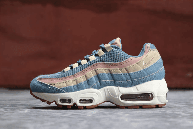 Nike Air Max 95 LX彩虹粉蓝 耐克子弹95系列公司级高品质女鞋彩虹渐变拼接绒毛网面透气 货号：AA1103-002