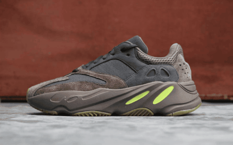 Adidas Yeezy 700 Boost紫棕 阿迪达斯椰子700公司级高品质全掌巴斯夫中底 货号：EE9614