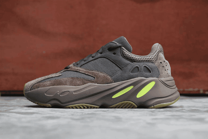 Adidas Yeezy 700 Boost紫棕 阿迪达斯椰子700公司级高品质全掌巴斯夫中底 货号：EE9614