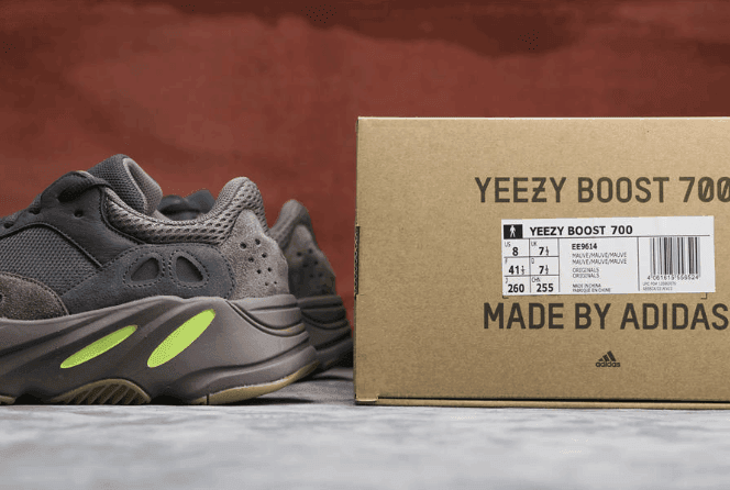 Adidas Yeezy 700 Boost紫棕 阿迪达斯椰子700公司级高品质全掌巴斯夫中底 货号：EE9614