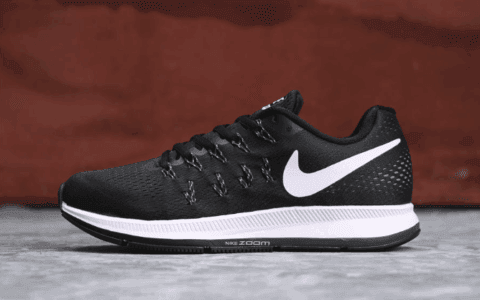 Nike Air Zoom Pegasus 33 黑白色 耐克真标高品质登月33代带半码户外运动跑步鞋 货号：831352-001