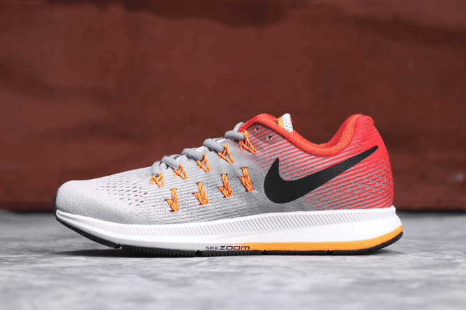 Nike Air Zoom Pegasus 33樱花粉 耐克真标高品质登月33代女款户外运动跑步鞋 货号：831352-001