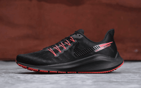 Nike Air Zoom Vomero 14黑红色 耐克真标带半码高品质登月14代网面透气运动鞋 货号：AH7857-006