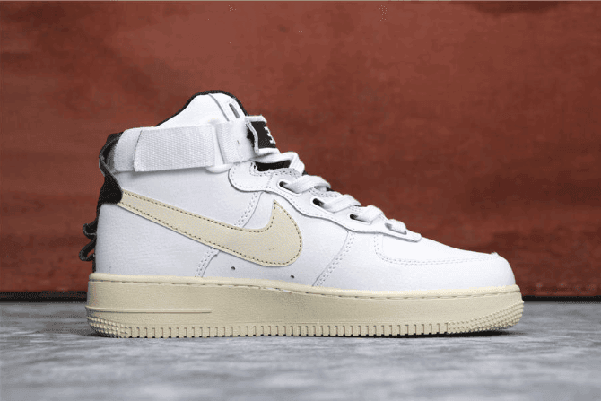 Nike Air Force 1 “High”黑白奶油白 耐克空军一号真标高品质低帮运动鞋 货号：AJ7311-100