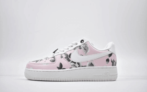 Nike Air Force 1 07 SE PRM粉白沟花卉 耐克纯原空军一号专为少女定制款 货号：AO1017-102