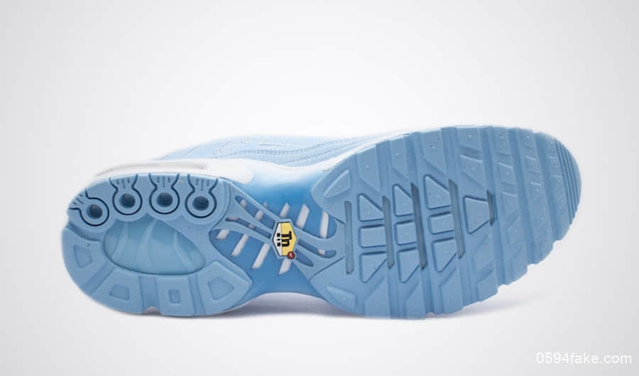 解构版Nike Air Max Plus你期待吗？此款配色预计将于8月8日发售 货号：CD0882-400