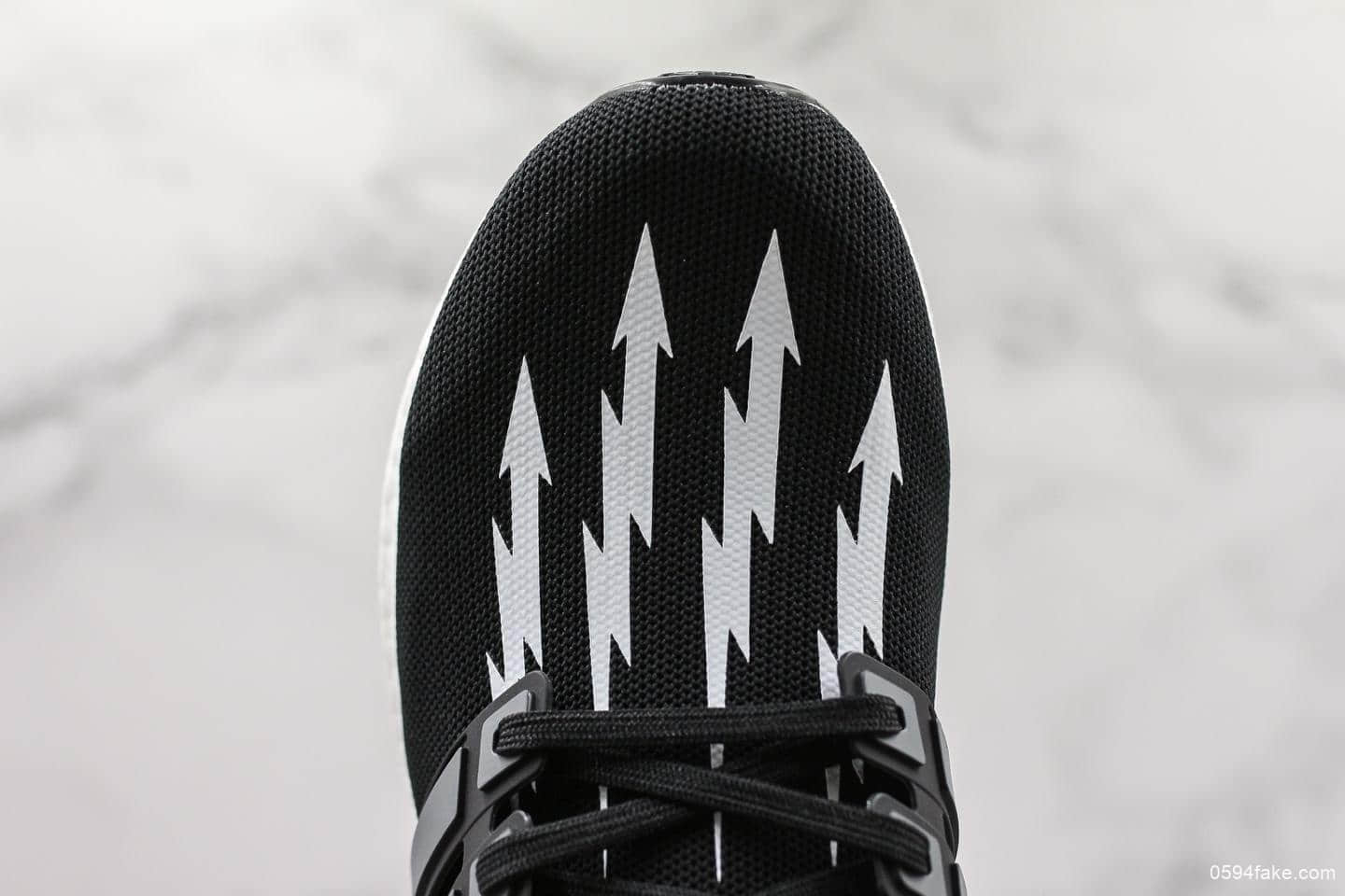 阿迪达斯NEIGHBORHOOD x adidas UltraBOOST Black White 1.0初代爆米花百搭高弹透气飞织慢跑鞋公司级版本高品质 货号：EG7649