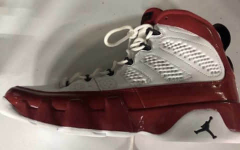 红白配色！皮革+漆皮质感十足！Air Jordan 9 “Gym Red”将于10月5日发售！ 货号：302370-160