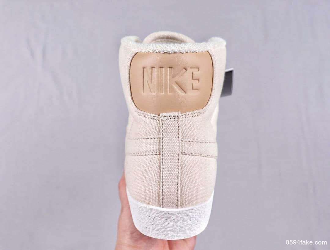 耐克Nike Blazer Mid 77 VNTG LTX公司级开拓者中帮潮流休闲帆布板鞋 货号：CD8233-102