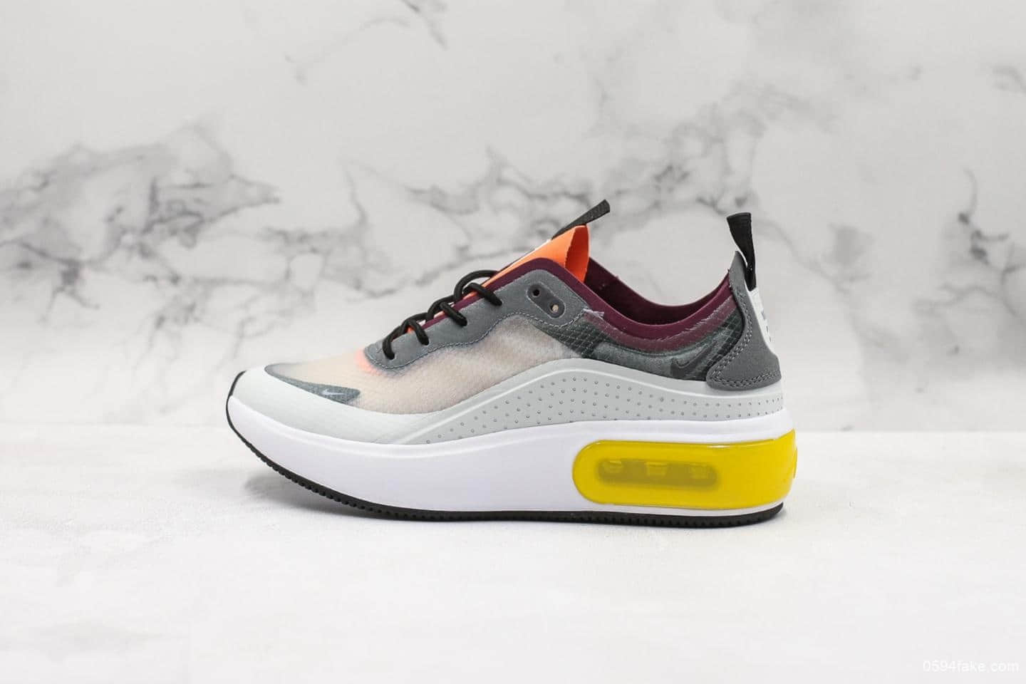 耐克Nike Air Max Dia Grey Multi Womens公司级最新款透气跑鞋面薄如蝉翼时尚透气运动鞋 货号：AV4146-001