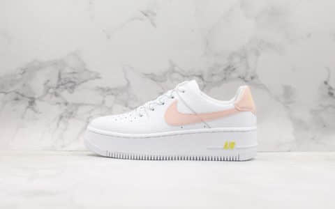 耐克Nike Air Force 1 SAGE LOW LX公司级版本耐克空军低帮全新女款增高厚底空军板鞋 货号：CI9094-100