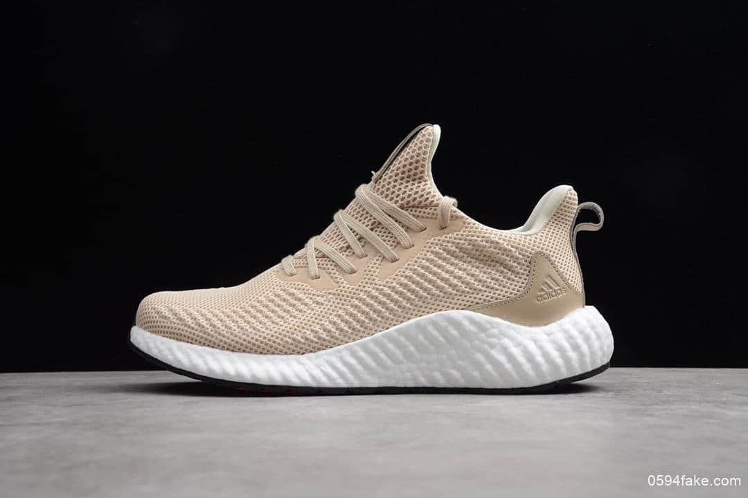 阿迪达斯adidas Alphaboost System米黄公司级带半码阿尔法透气跑步鞋耐磨马牌大底 货号：EF1164