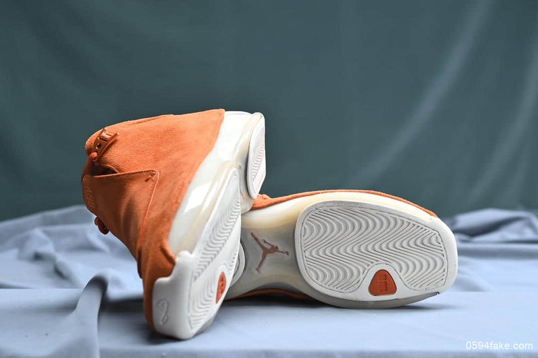 乔丹Air Jordan 18 Orange Suede渠道纯原版本AJ18原厂纯色头层麂皮包裹双层Zoom+双层碳板亮眼鞋垫搭载碳板AJ18实战篮球鞋 货号：AA2494-801