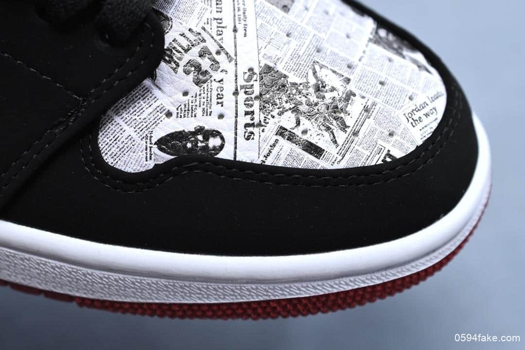 乔丹Air Jordan 1 Mid纯原版本乔老爷涂鸦鞋面AJ1中帮红色钩子小黑红熊猫脚实战篮球鞋 货号：852542-061