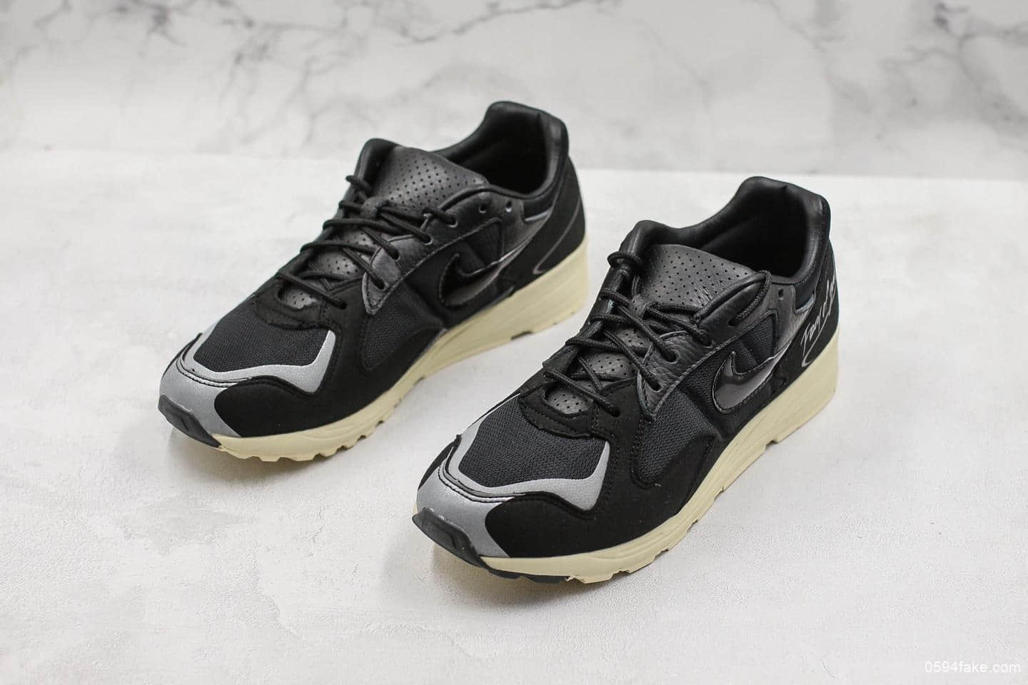 耐克Fear of God x Nike Air Skylon 2 White Black恐惧上帝再度FOG联名公司级版本天龙二代复古百搭休闲运动慢跑鞋 货号：BQ2752-001