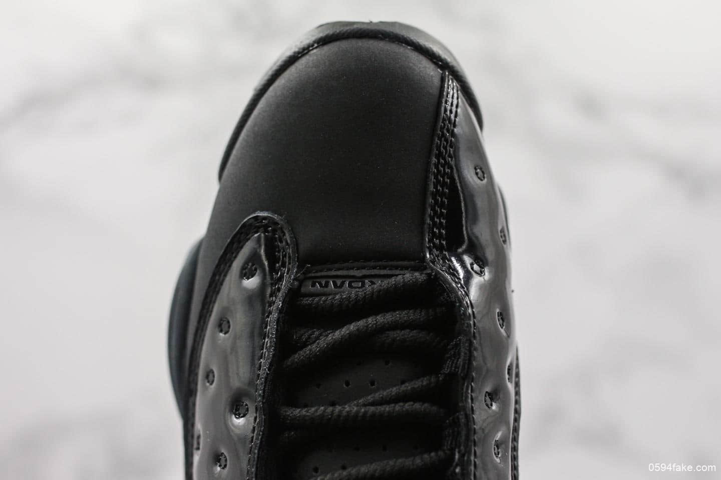 乔丹Air Jordan 13 Cap And Gown乔丹13代纯原版本高端篮球鞋黑武士猫眼原盒原标市面最顶级版本所有细节到位 货号：414571-012