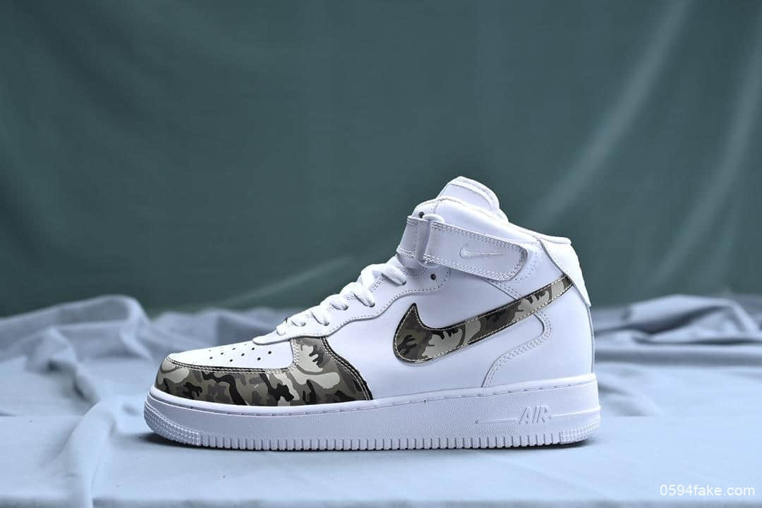 耐克Nike Air Force 1 Mid LV8 CAMO纯原版本空军一号经典中帮百搭休闲运动板鞋皮黑白绿迷彩纹 货号：19304-003