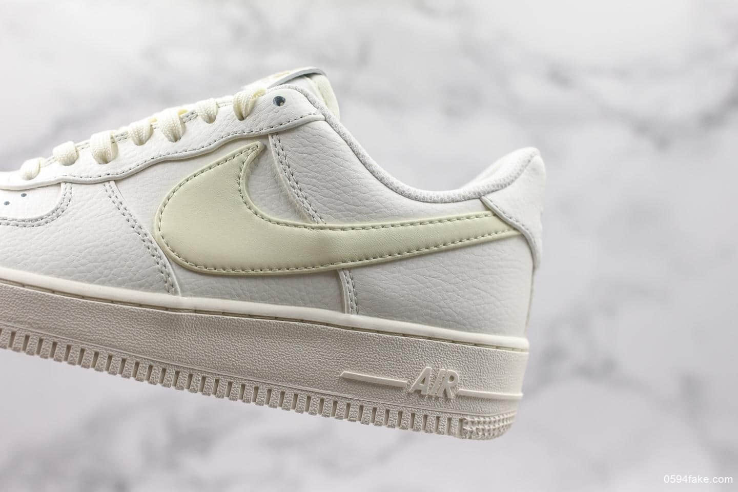 耐克Nike Air Force 1海外专柜同步上新公司级版本顶级原厂头层皮料原鞋开发空军一号休闲板鞋