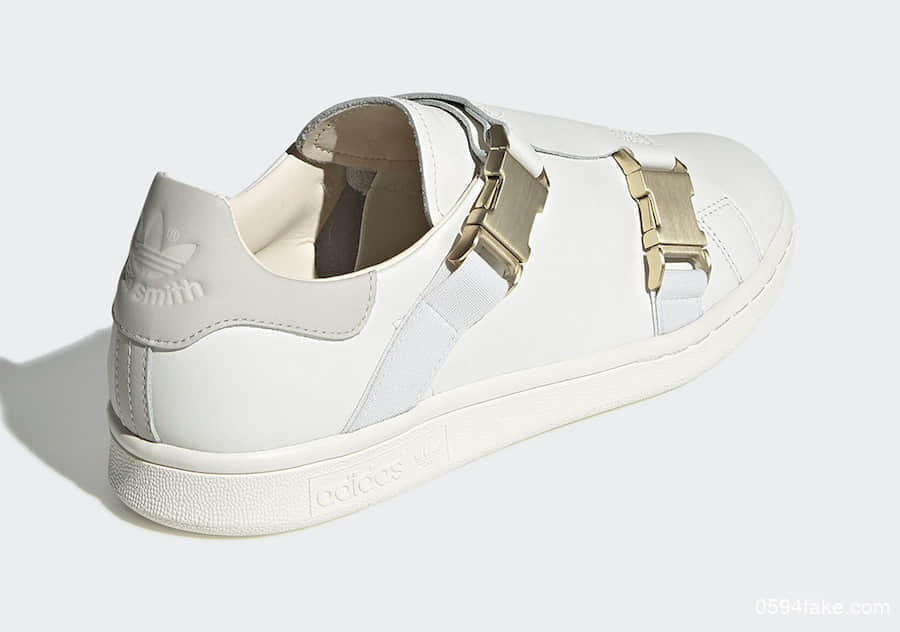 绝对让你眼前一亮！这双adidas Stan Smith Buckle一定要看！ 货号：EE4889