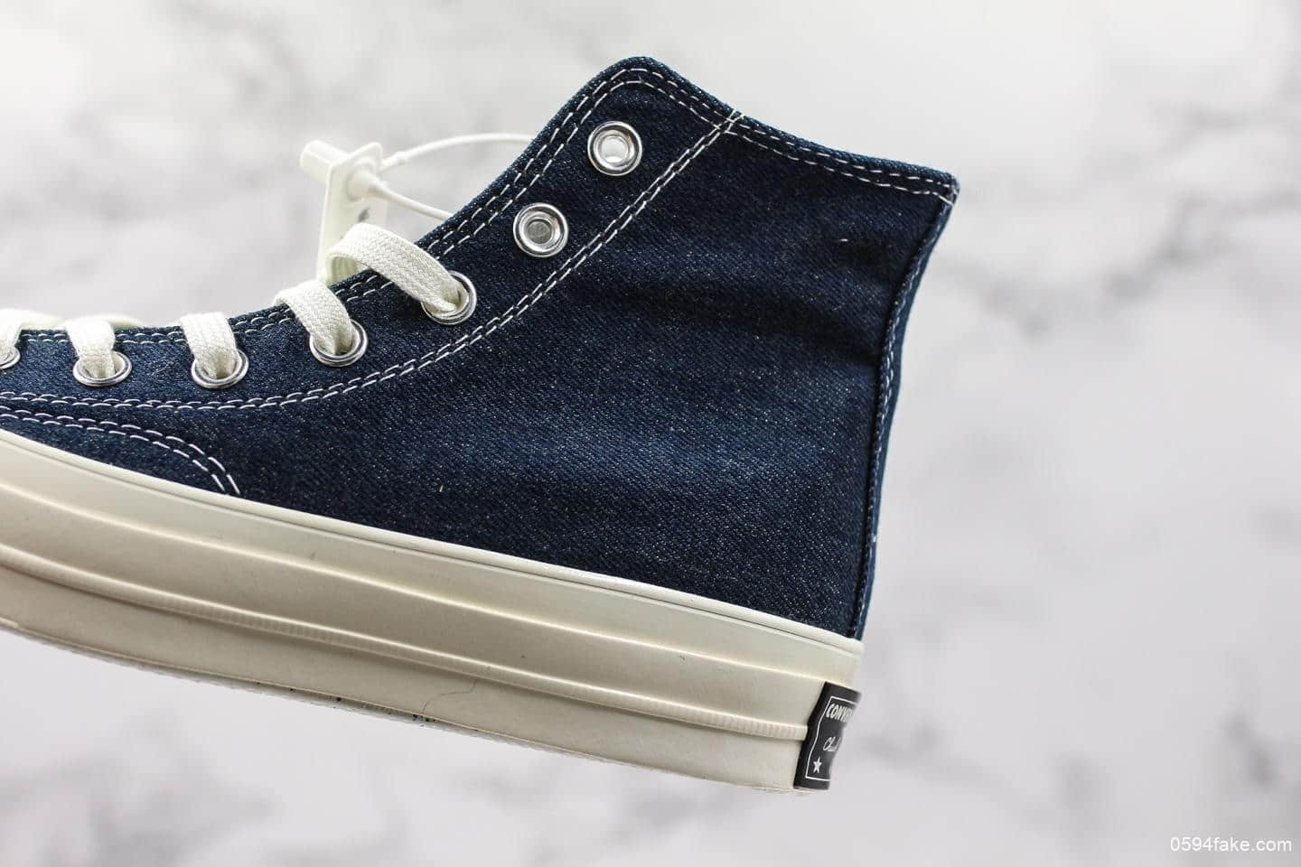 匡威Converse Chuck Taylor All Star 1970 OX Light denim blue真标硫化蓝底双围条版本复古三星标高帮运动硫化板鞋深蓝丹宁牛仔 货号：165647C