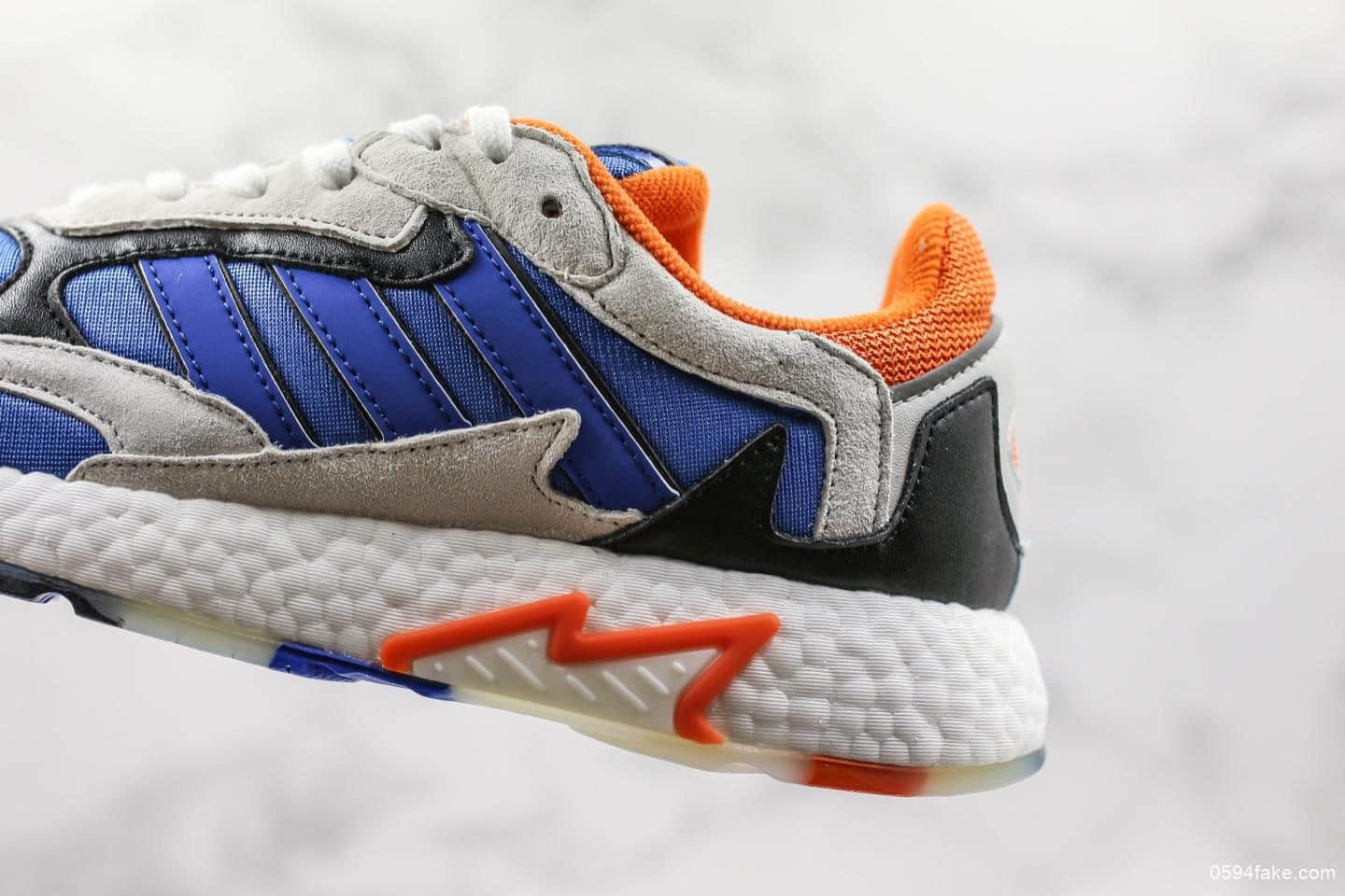 阿迪达斯Adidas Tresc Run Boost火焰真爆米花复古休闲运动跑步鞋公司级版本原盒原标 货号：EG4892