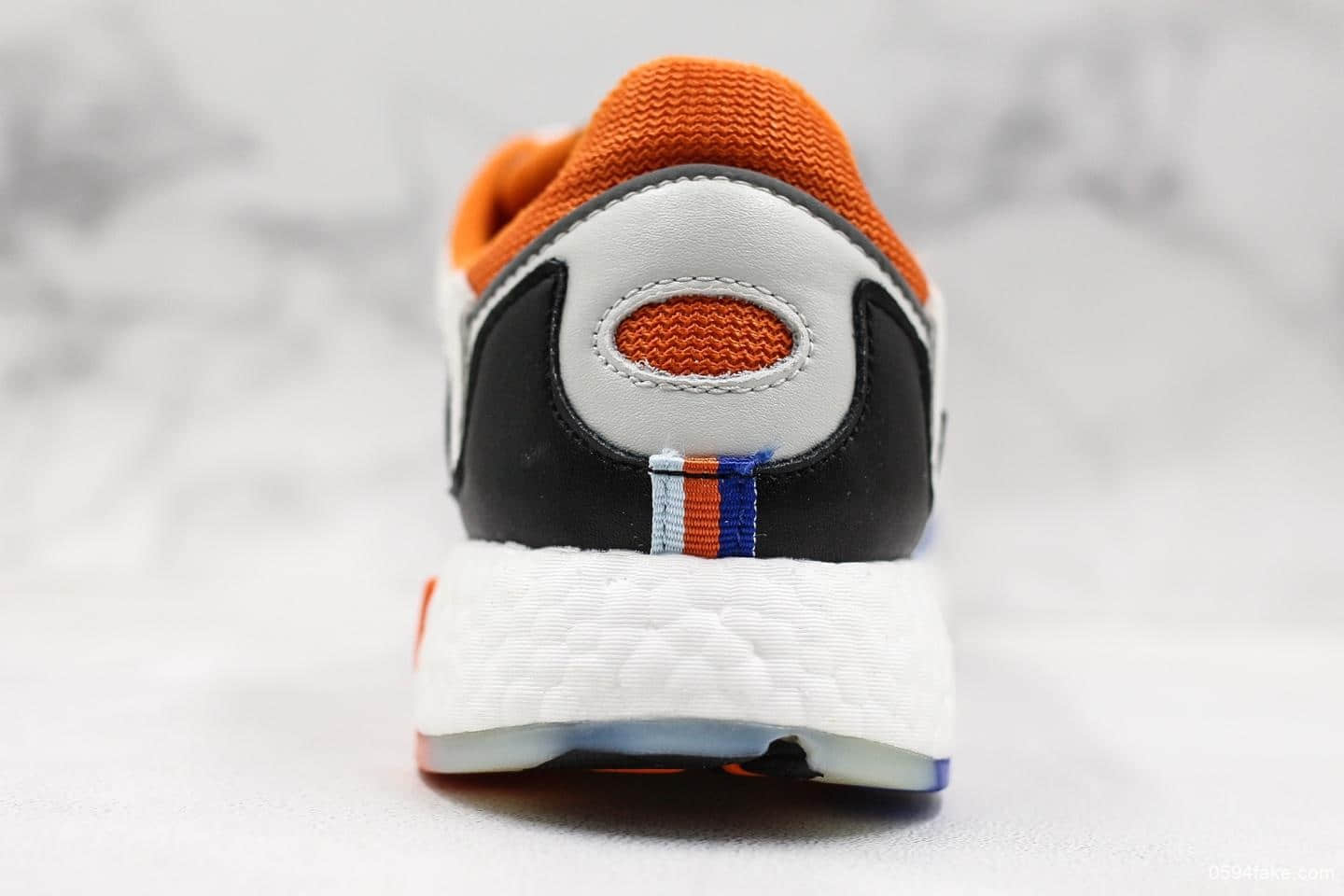 阿迪达斯Adidas Tresc Run Boost火焰真爆米花复古休闲运动跑步鞋公司级版本原盒原标 货号：EG4892