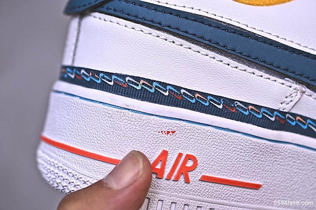 耐克Nike Air Force 1'07 Lv8公司级版本空军一号串标休闲板鞋内附红蓝两幅鞋带内置气垫 货号：CD7339-100