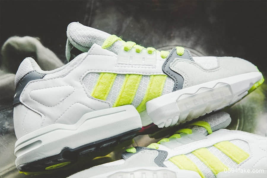 adidas Torsion技术与Boost缓震相结合！Footpatrol x adidas Consortium ZX Torsion曝光！